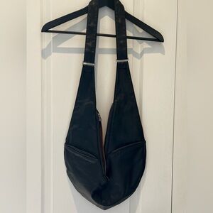 Sash Black/Brown Faux Leather Sling Purse